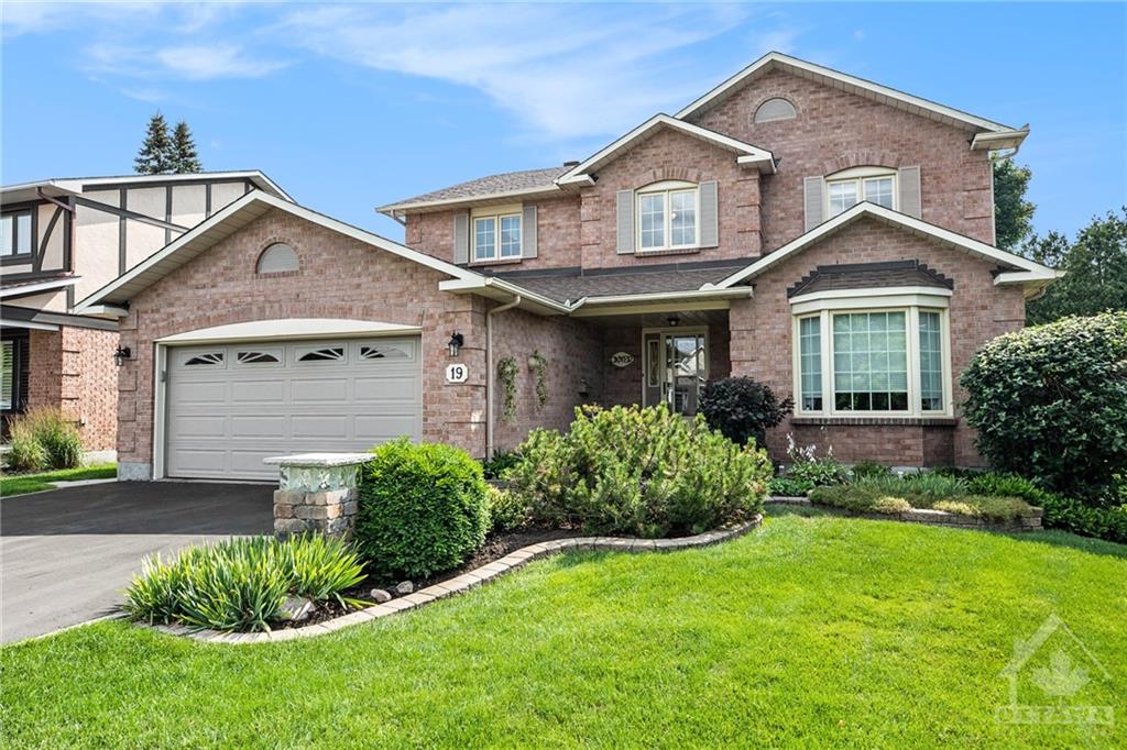 19 SPRINGWOOD Circle