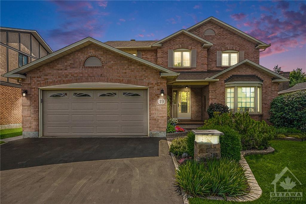19 SPRINGWOOD Circle
