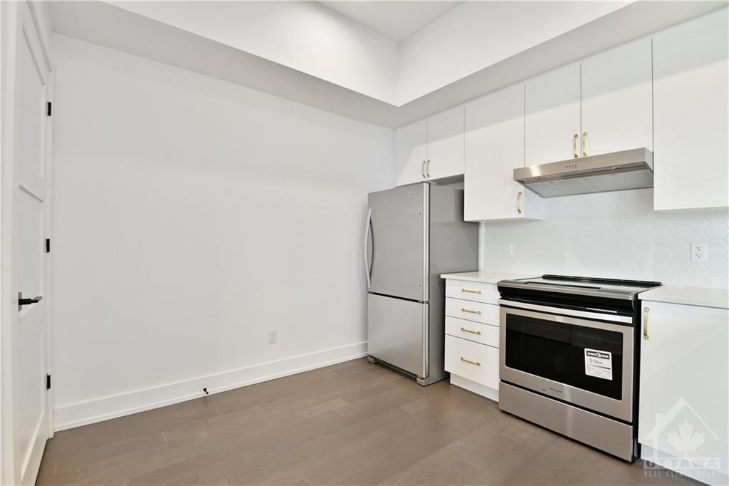 101 PINHEY Street, #303