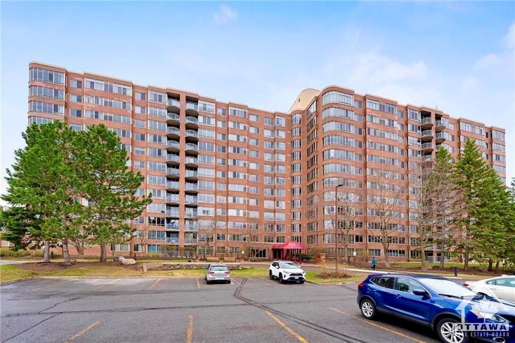 100 GRANT CARMAN Drive, #509