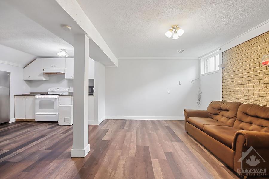 454 RIDEAU Road, #BASEMENT