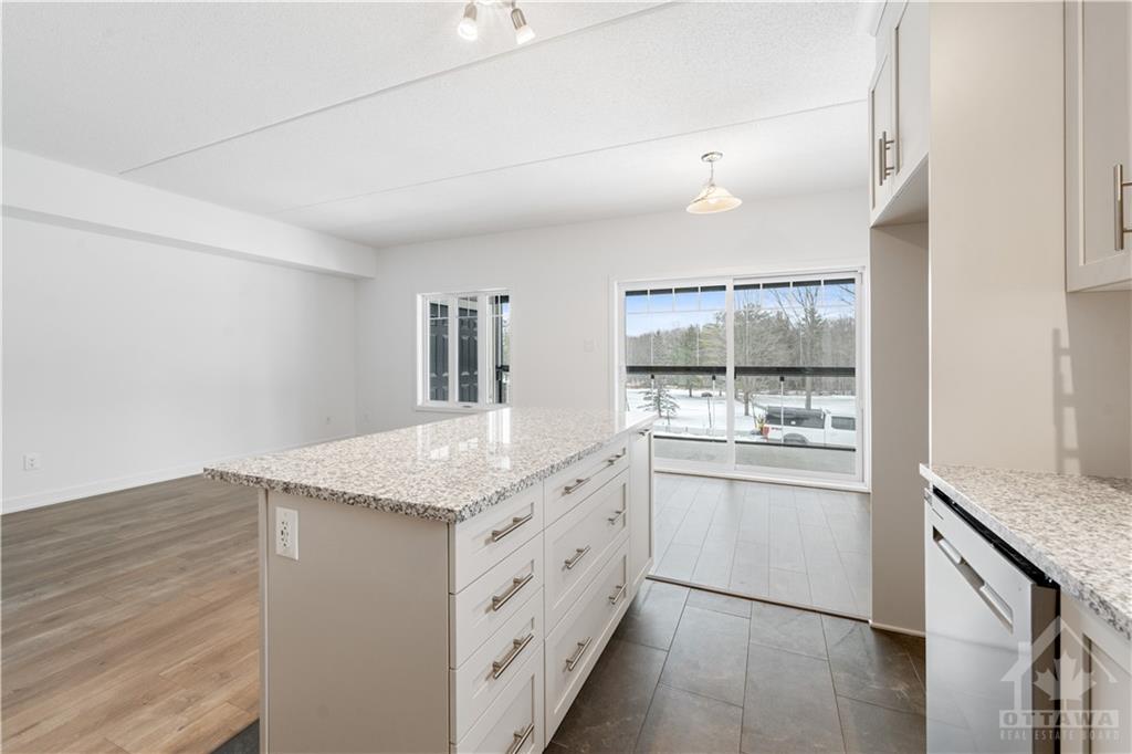 320 MONTEE OUTAOUAIS Street, #301