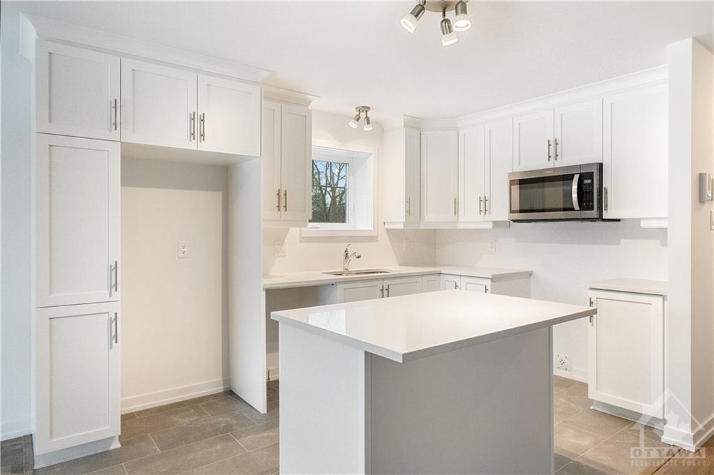 320 MONTEE OUTAOUAIS Street, #307