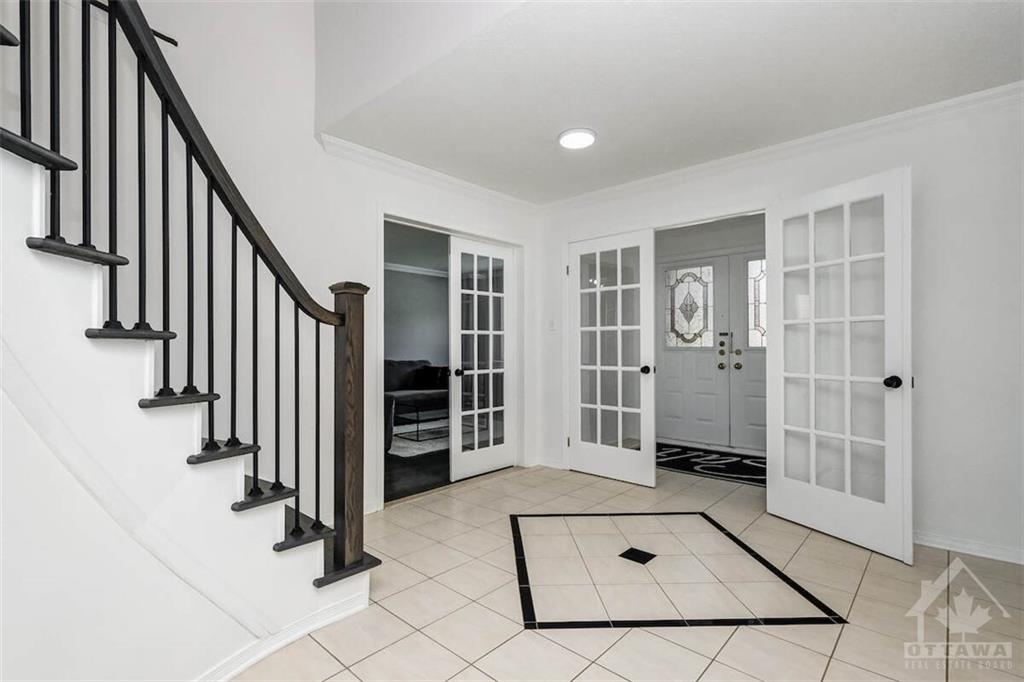 50 CLAUDET Crescent