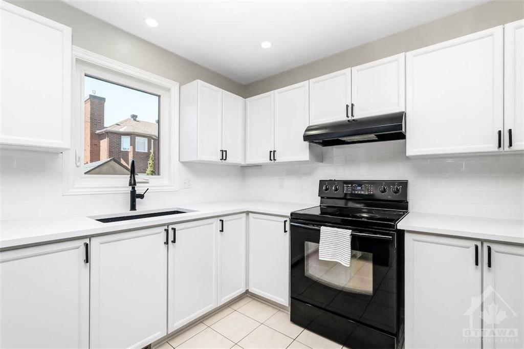 50 CLAUDET Crescent