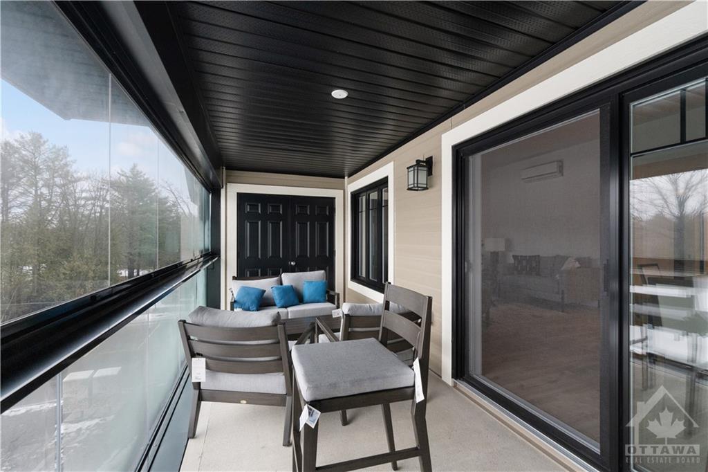 320 MONTEE OUTAOUAIS Street, #305