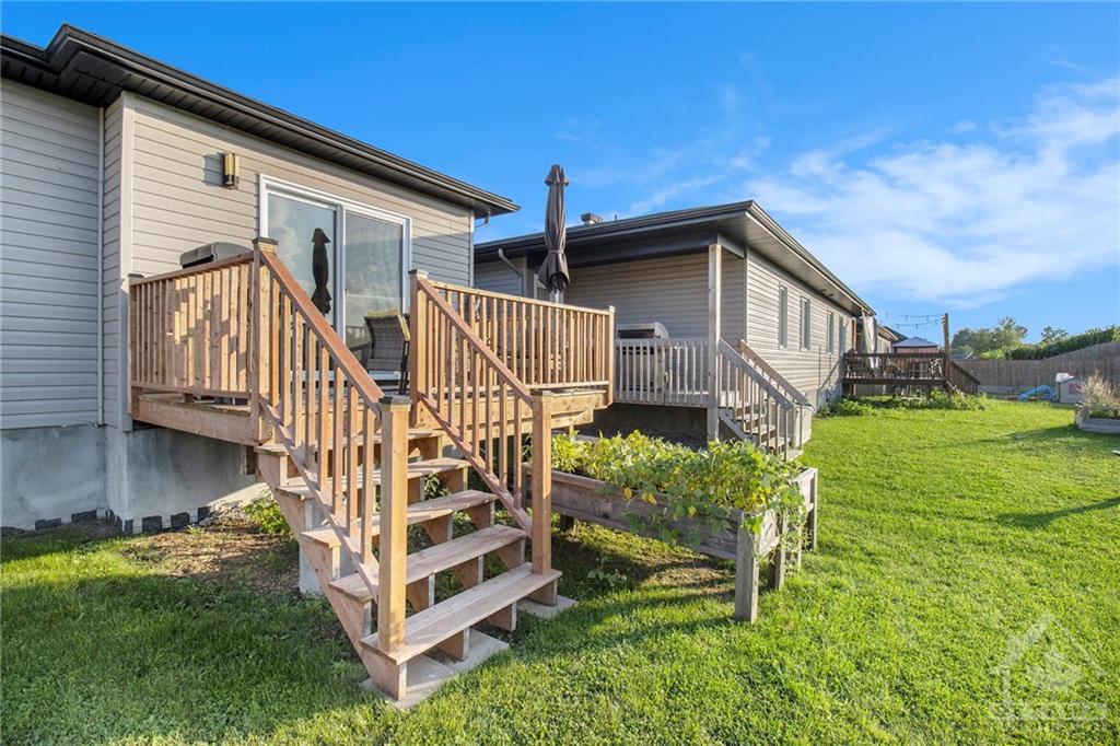 34 CLOVER Lane
