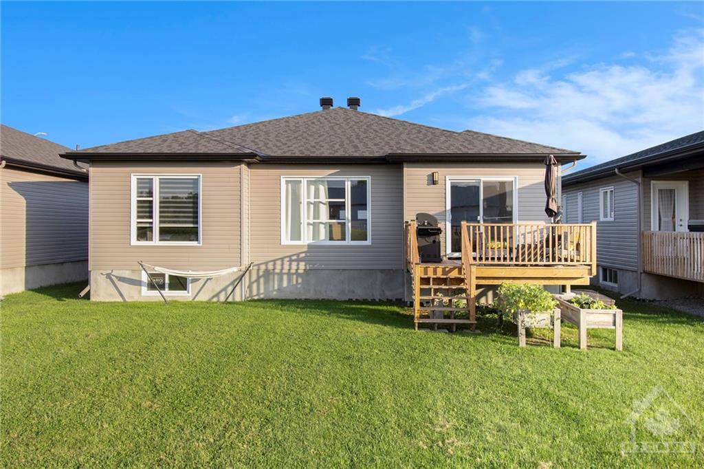 34 CLOVER Lane