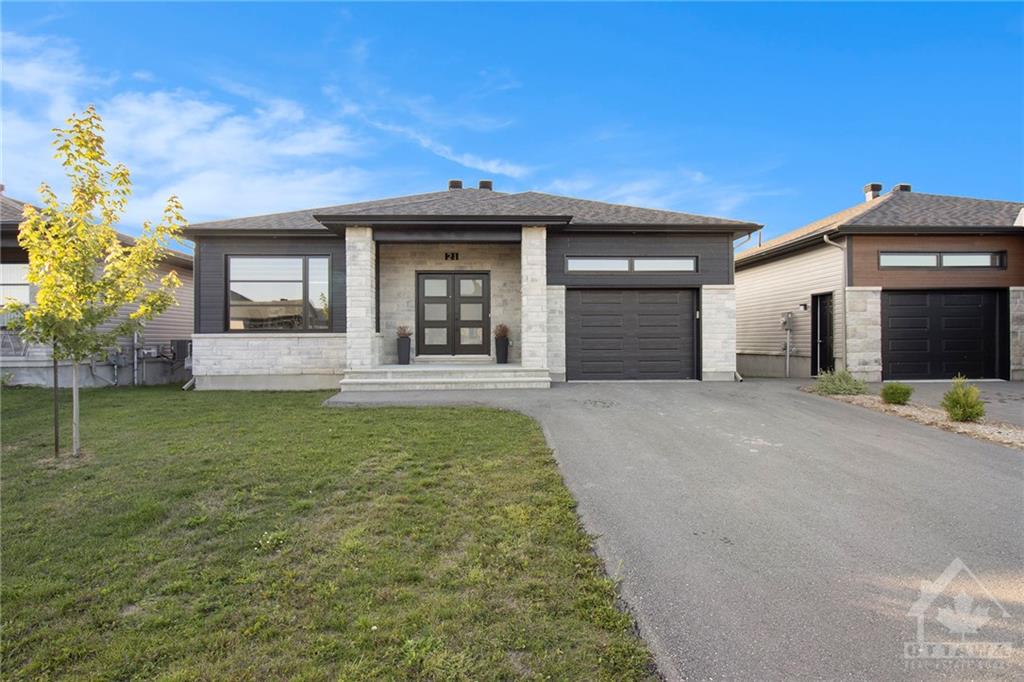 34 CLOVER Lane