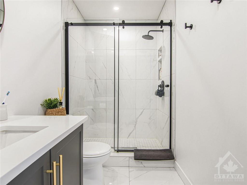 60 FORRESTER Way