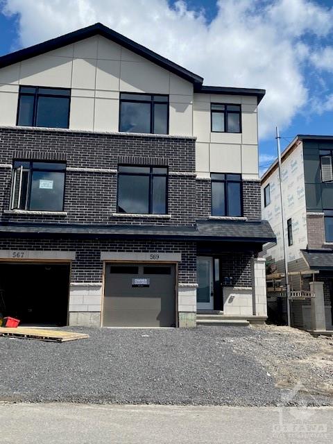 569 KNOTRIDGE Street
