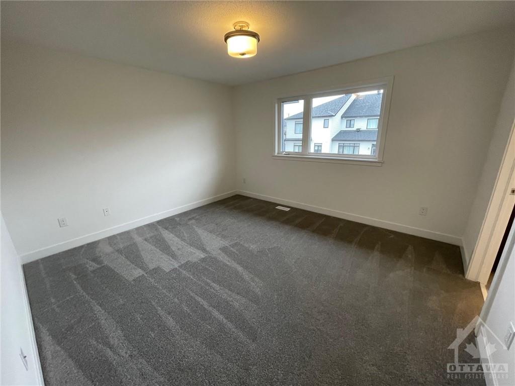 92 NETTLE Crescent
