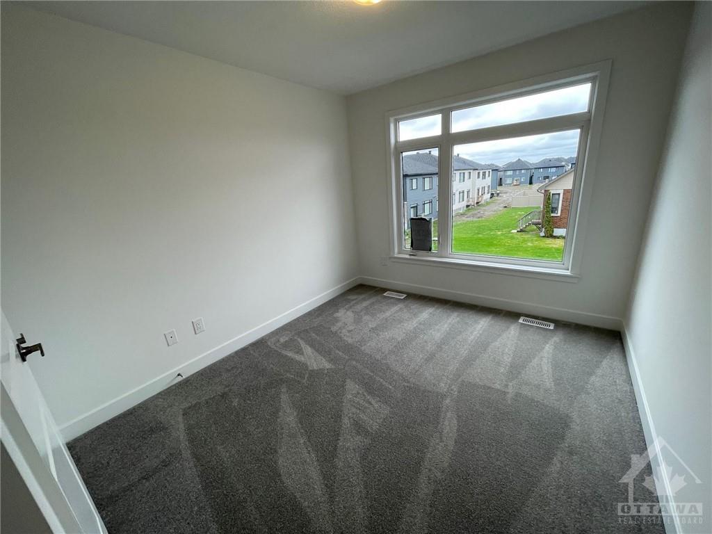 92 NETTLE Crescent