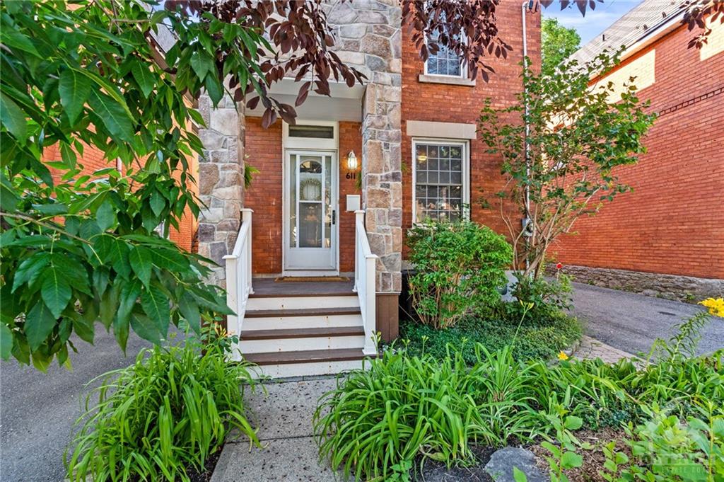 611 GILMOUR Street