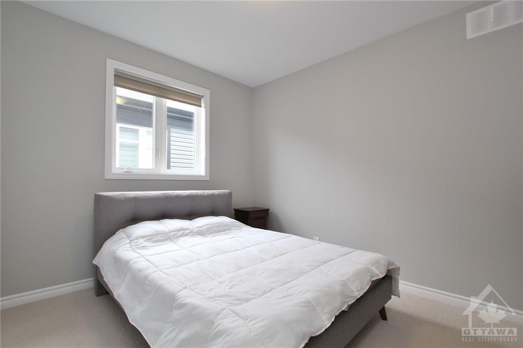 318 SPREADWING Way
