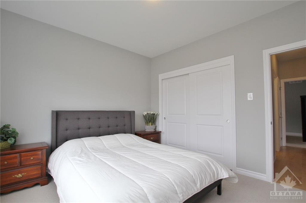 318 SPREADWING Way
