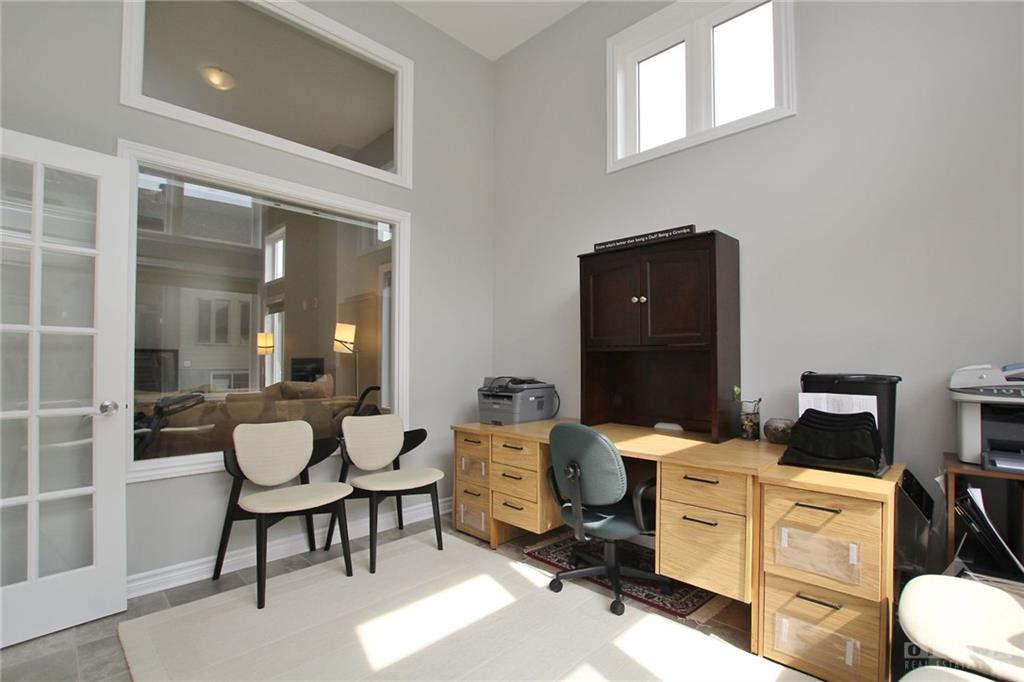 318 SPREADWING Way