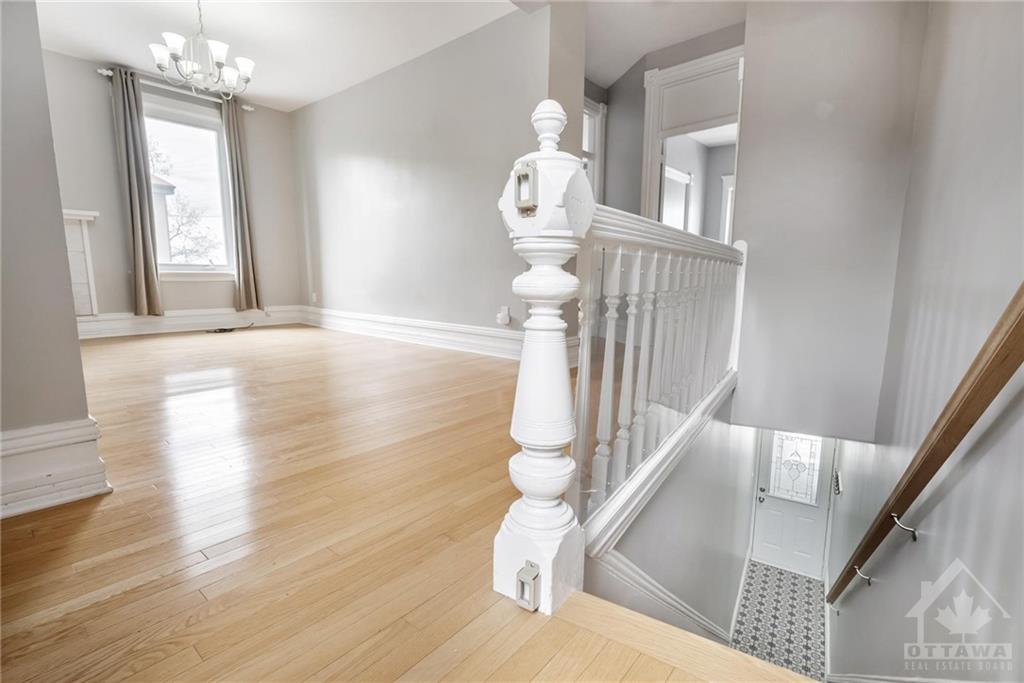 706 ALBERT Street, #2