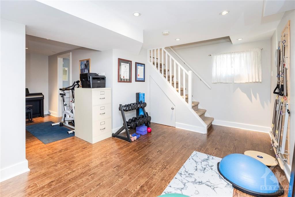 853 IROQUOIS Road