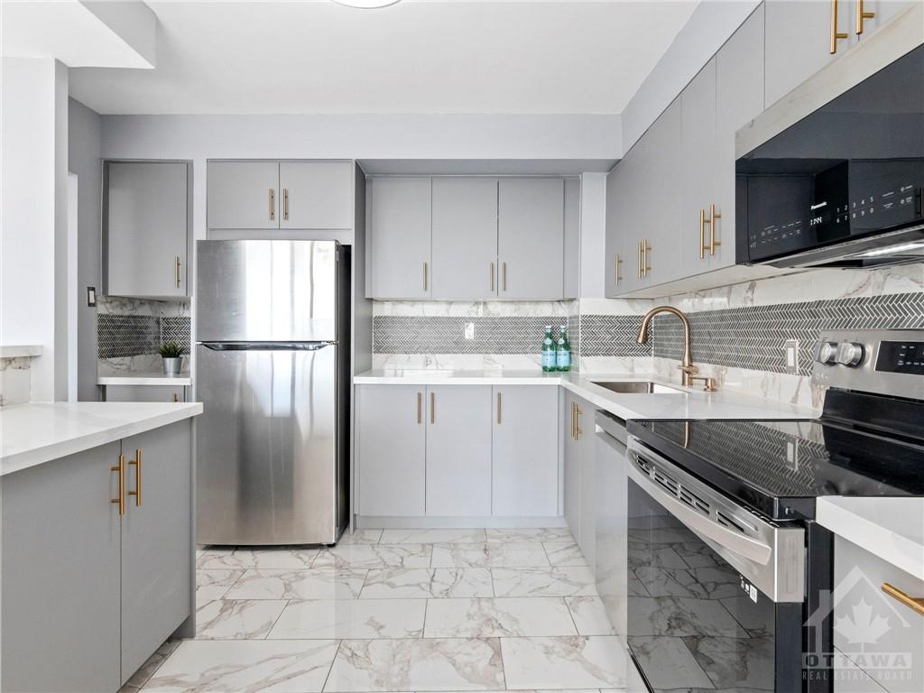 2760 CAROUSEL Crescent, #506