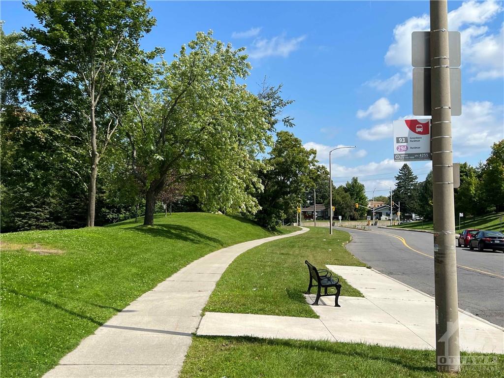 2760 CAROUSEL Crescent, #506