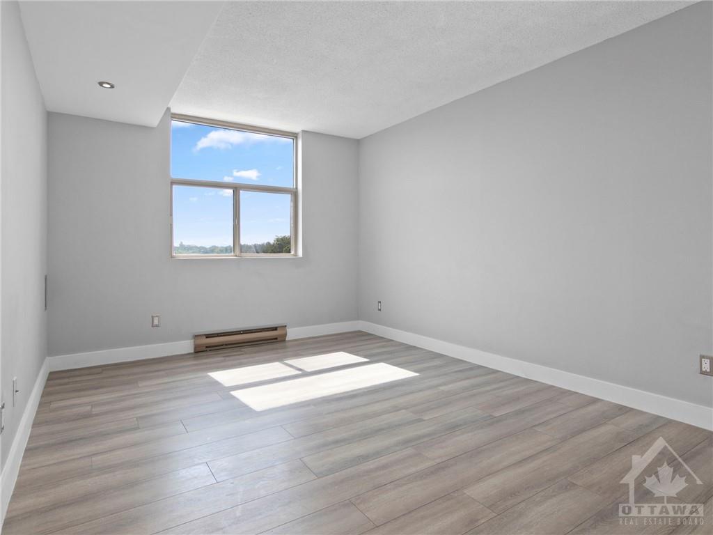 2760 CAROUSEL Crescent, #506