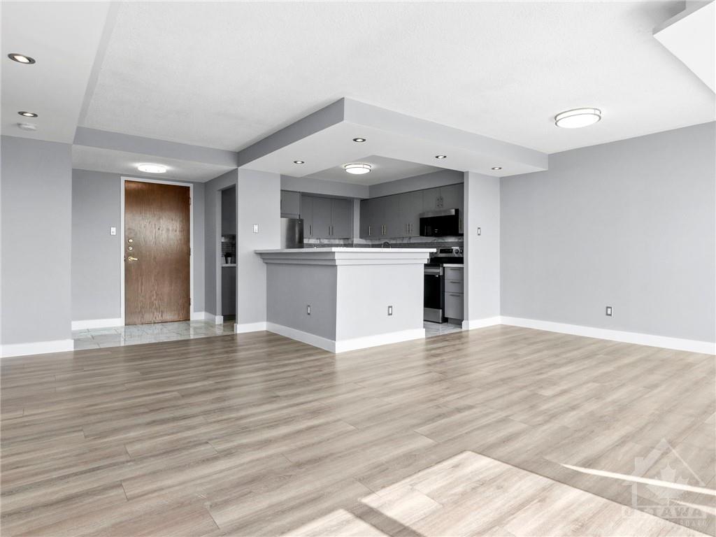 2760 CAROUSEL Crescent, #506