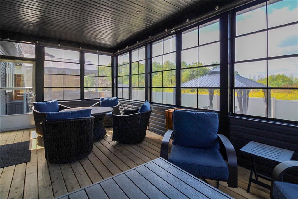 1164 MCCLURE Crescent