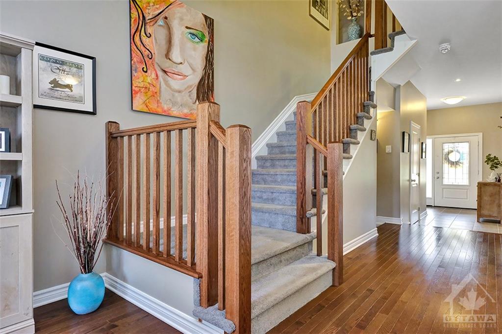 302 FERGUS Crescent