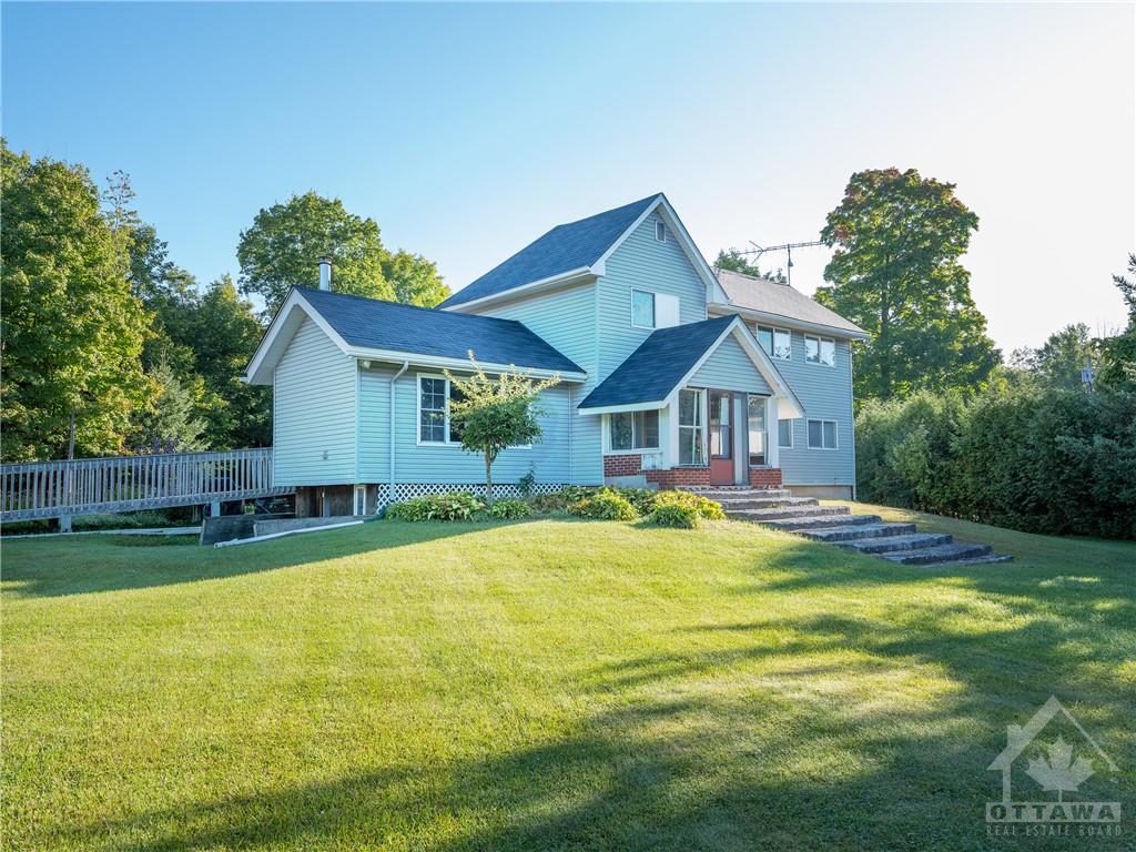 1025 COUNTY RD 44 Road
