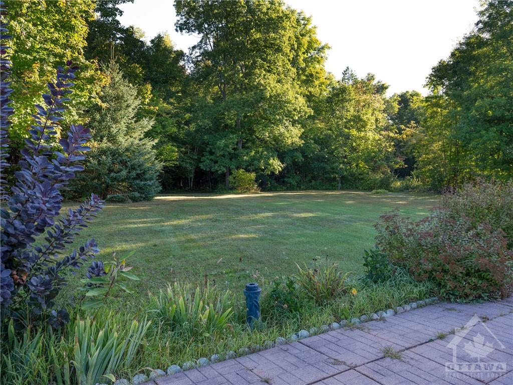 1025 COUNTY RD 44 Road