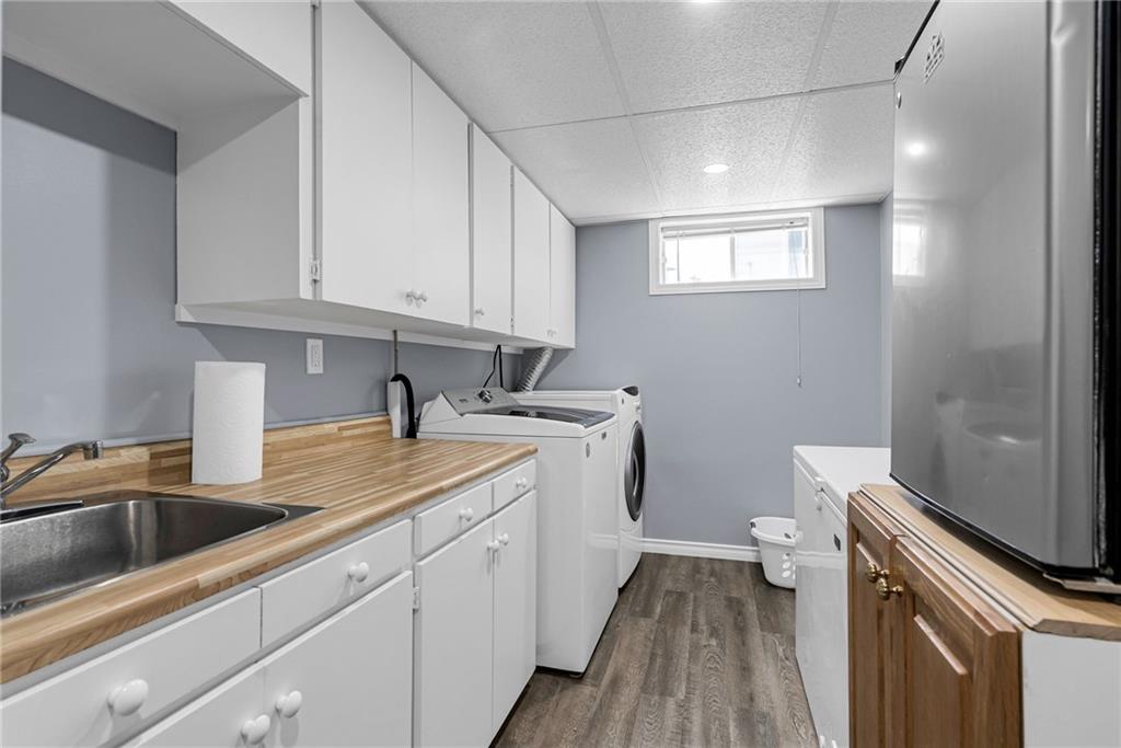 38 BETHUNE Avenue