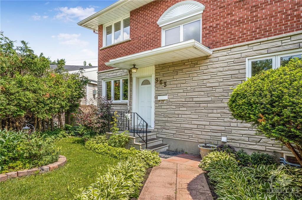 963 KINCAID Court