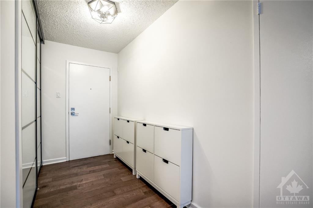 1500 RIVERSIDE Drive, #208