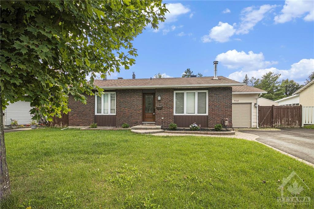 964 CHARLTON Drive