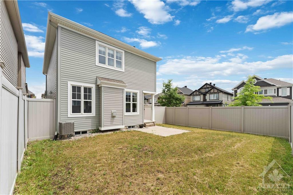 651 BROAD COVE Crescent