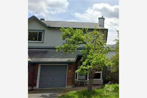 6 PIPER Crescent, Kanata