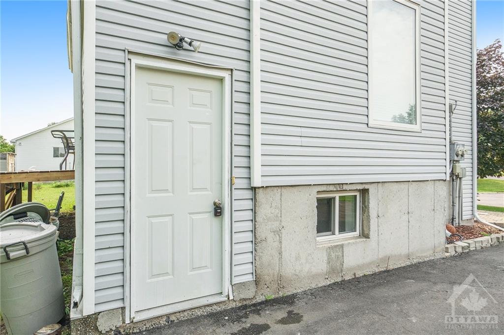 436 YVES Street, #B