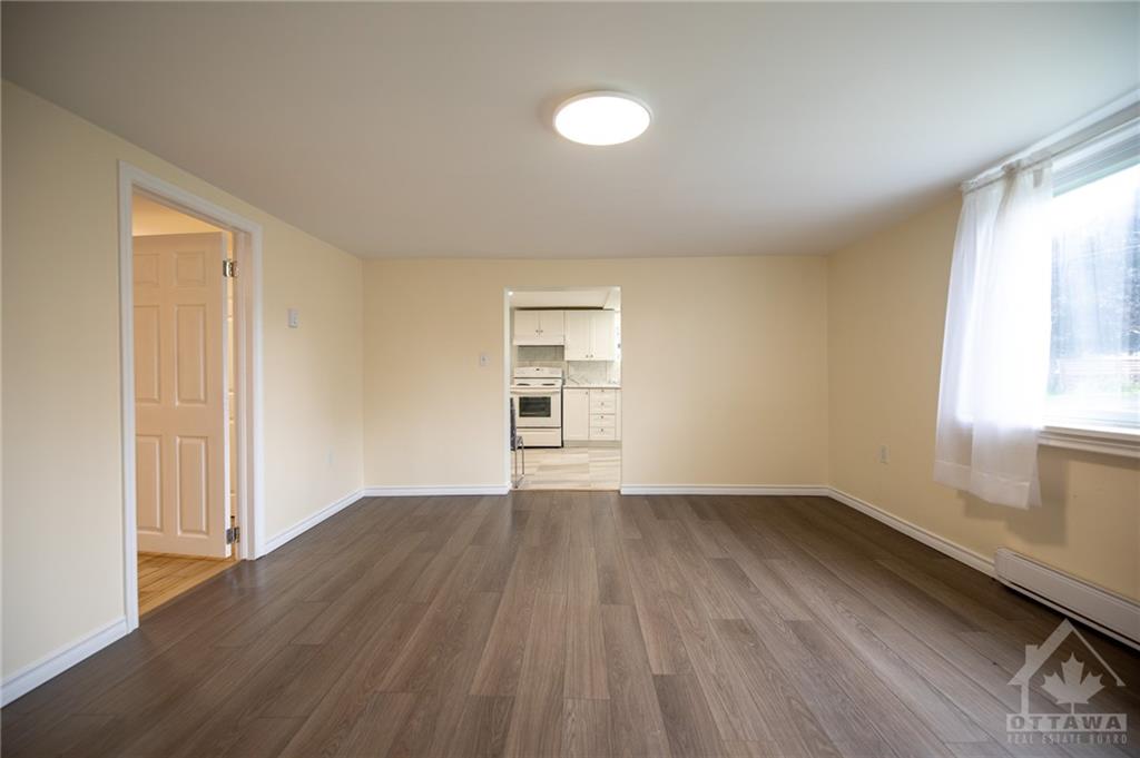201 GEORGE Street E