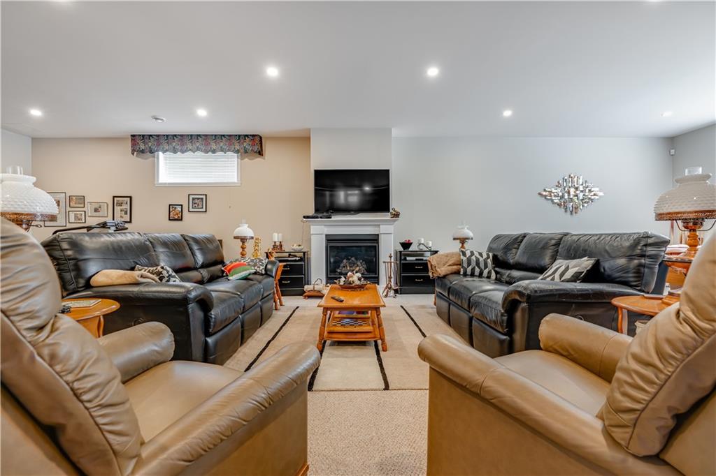 13 ELEANOR Drive