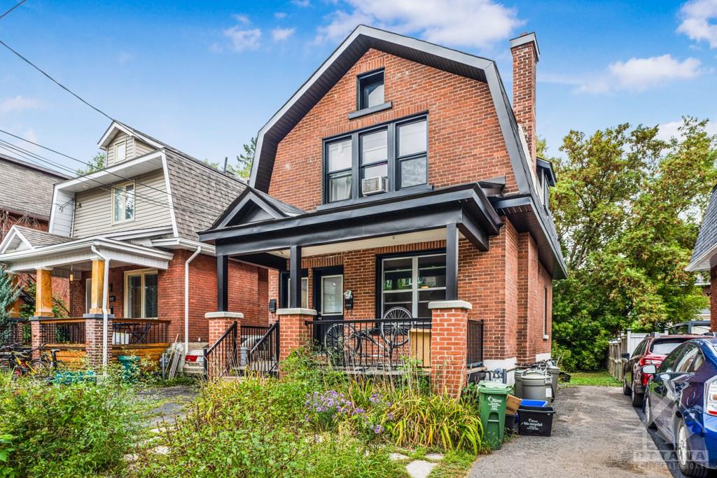 125 HOPEWELL Avenue