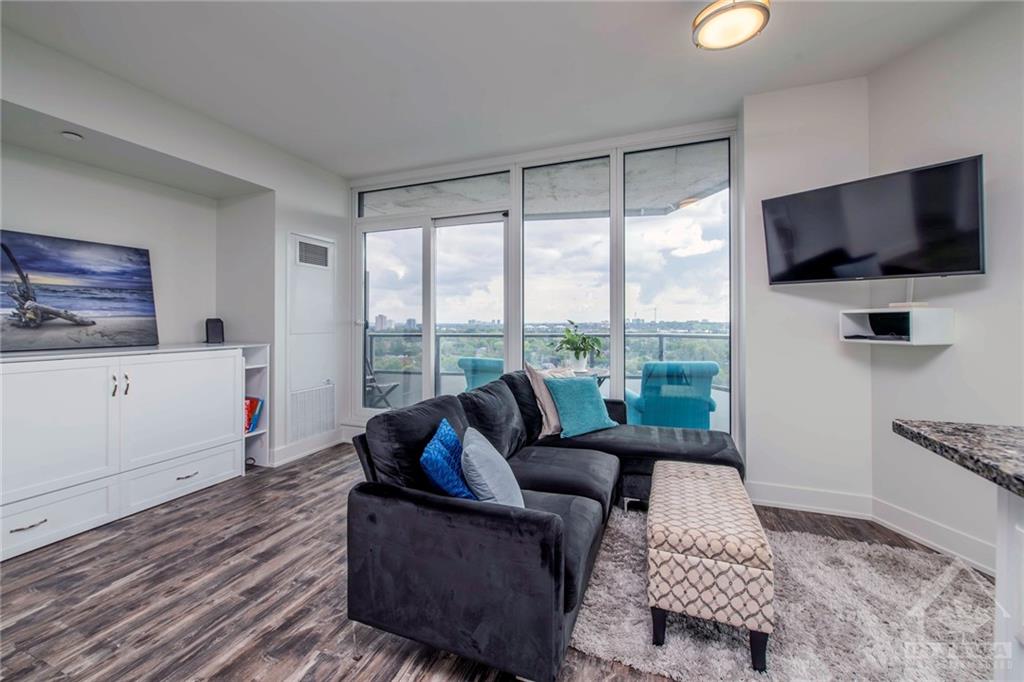 485 RICHMOND Road, #1809