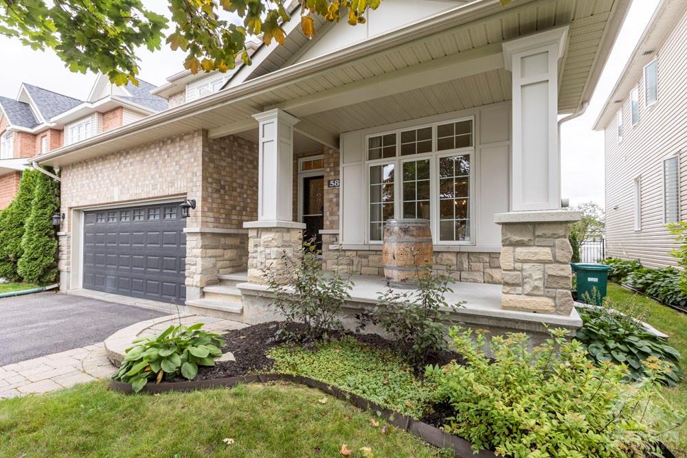 58 FRIENDLY Crescent