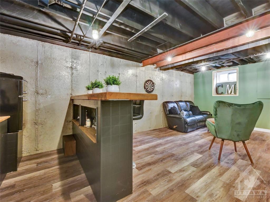 16 SELYE Crescent