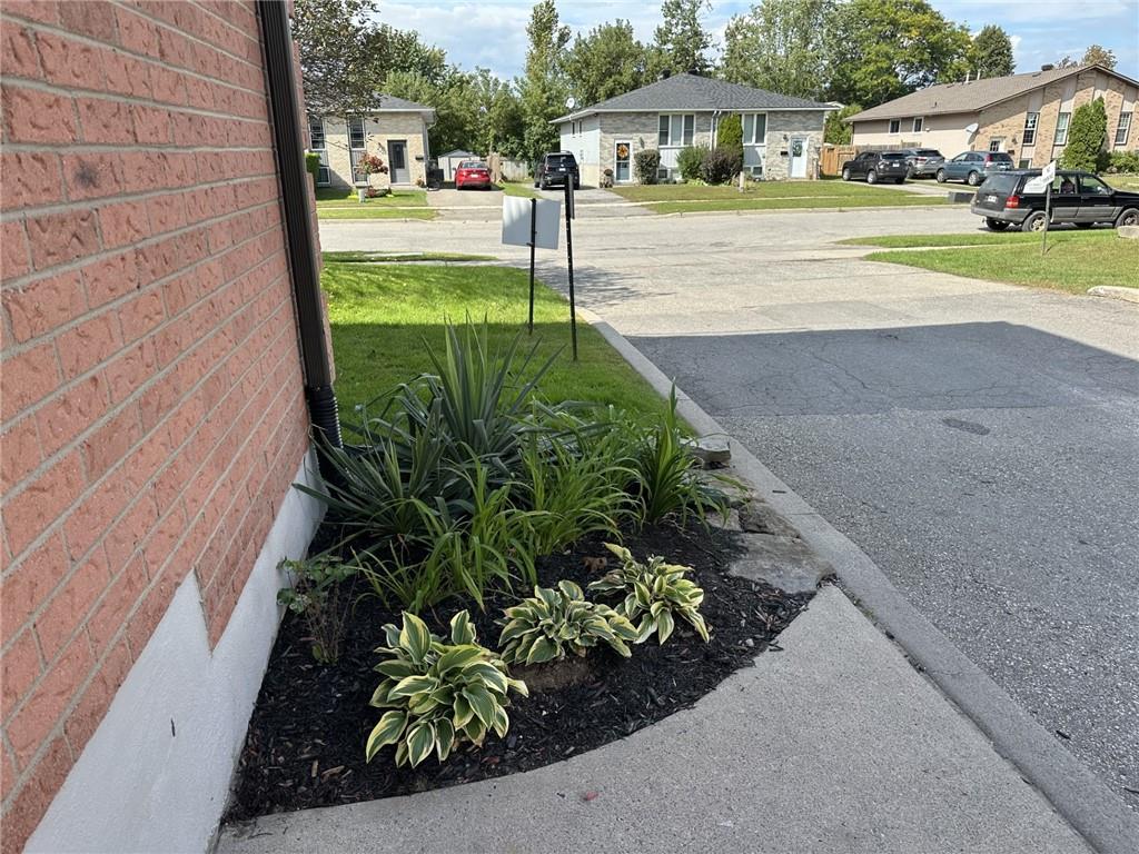 825 MACODRUM Drive, #8