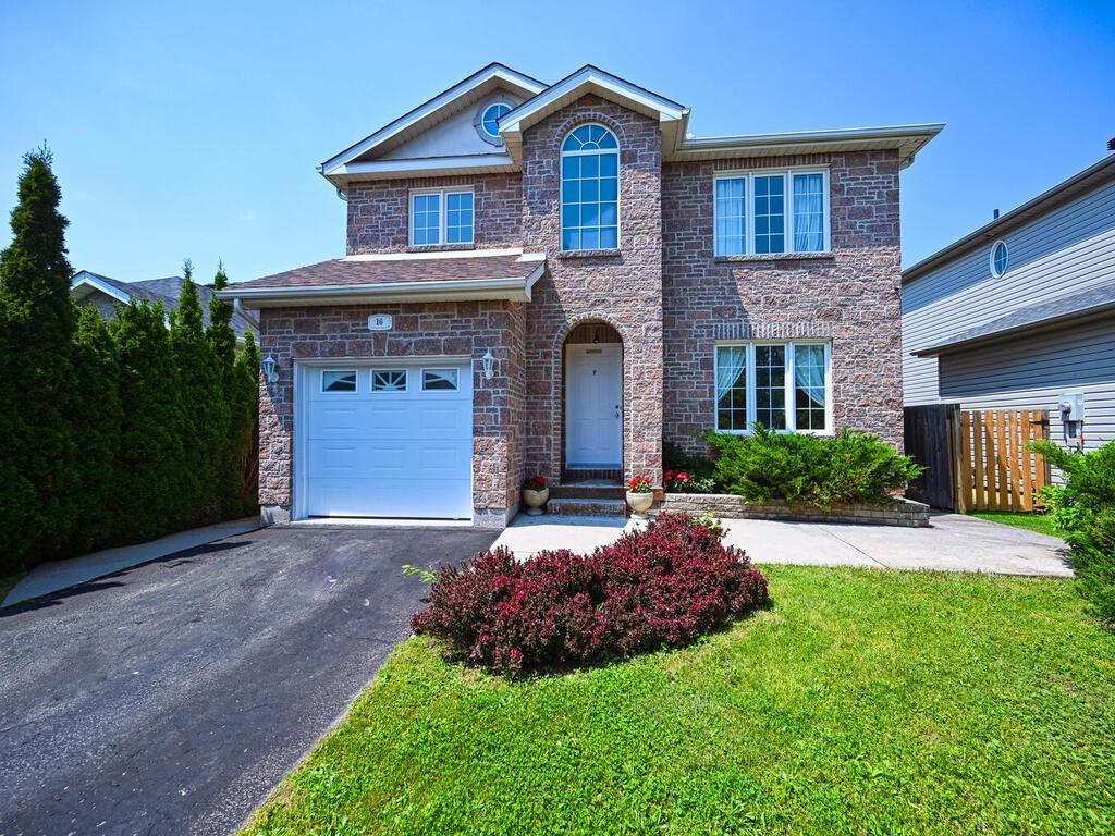 16 REGENCY Place
