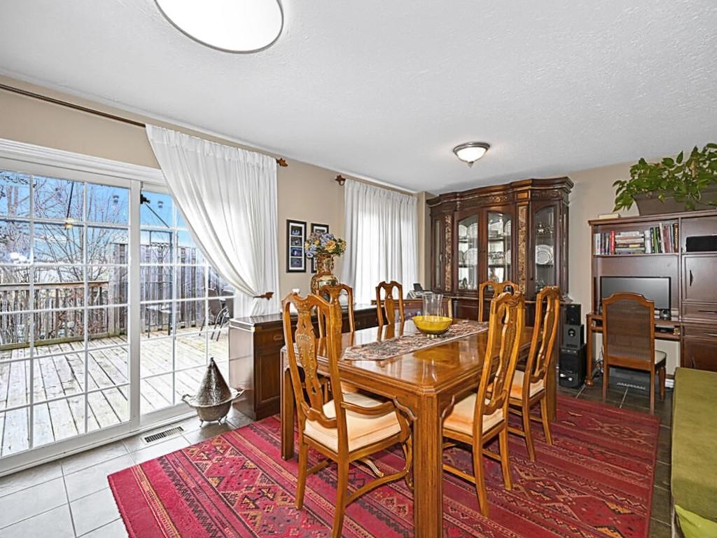 16 REGENCY Place