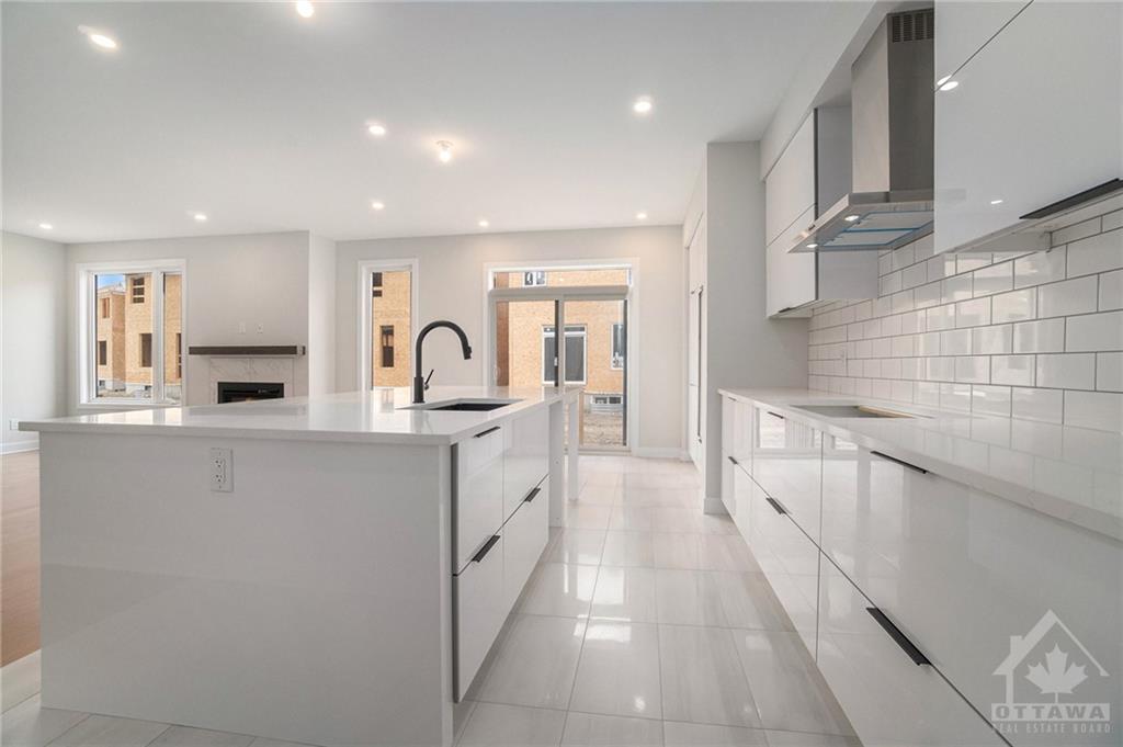 233 BEAUGENCY Street