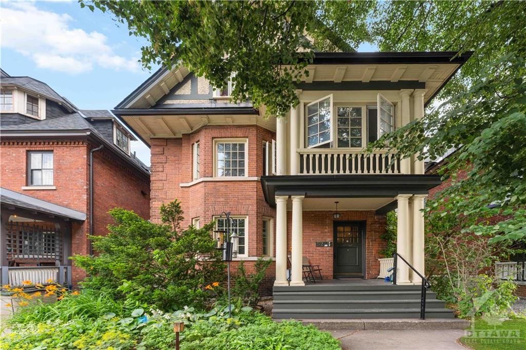 52 GLEBE Avenue