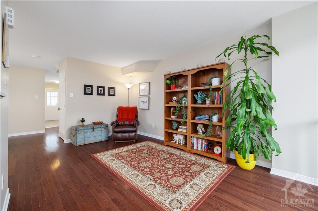 223 KINGSWELL Street